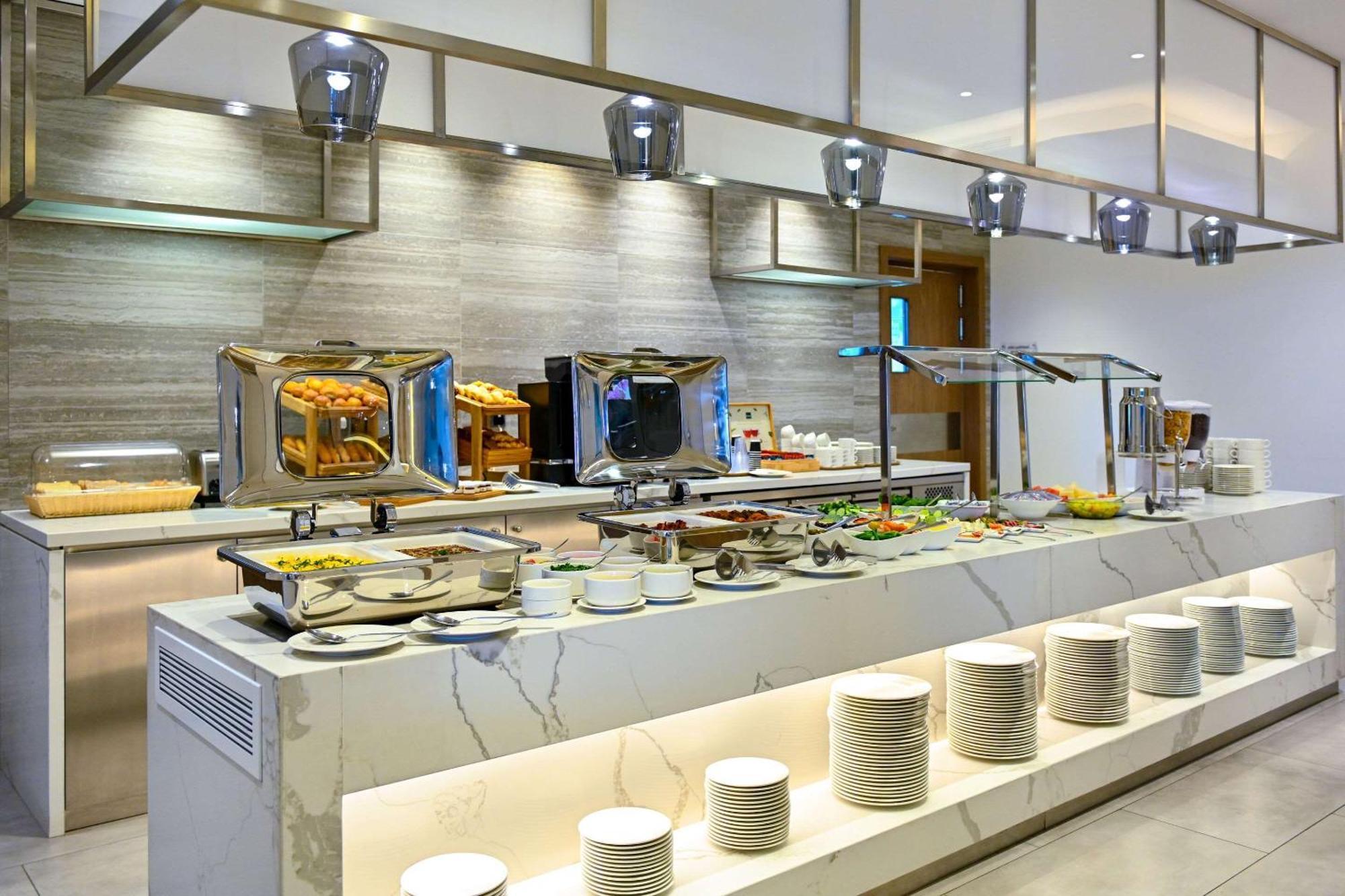 Comfort Hotel Jeddah King Road Eksteriør billede