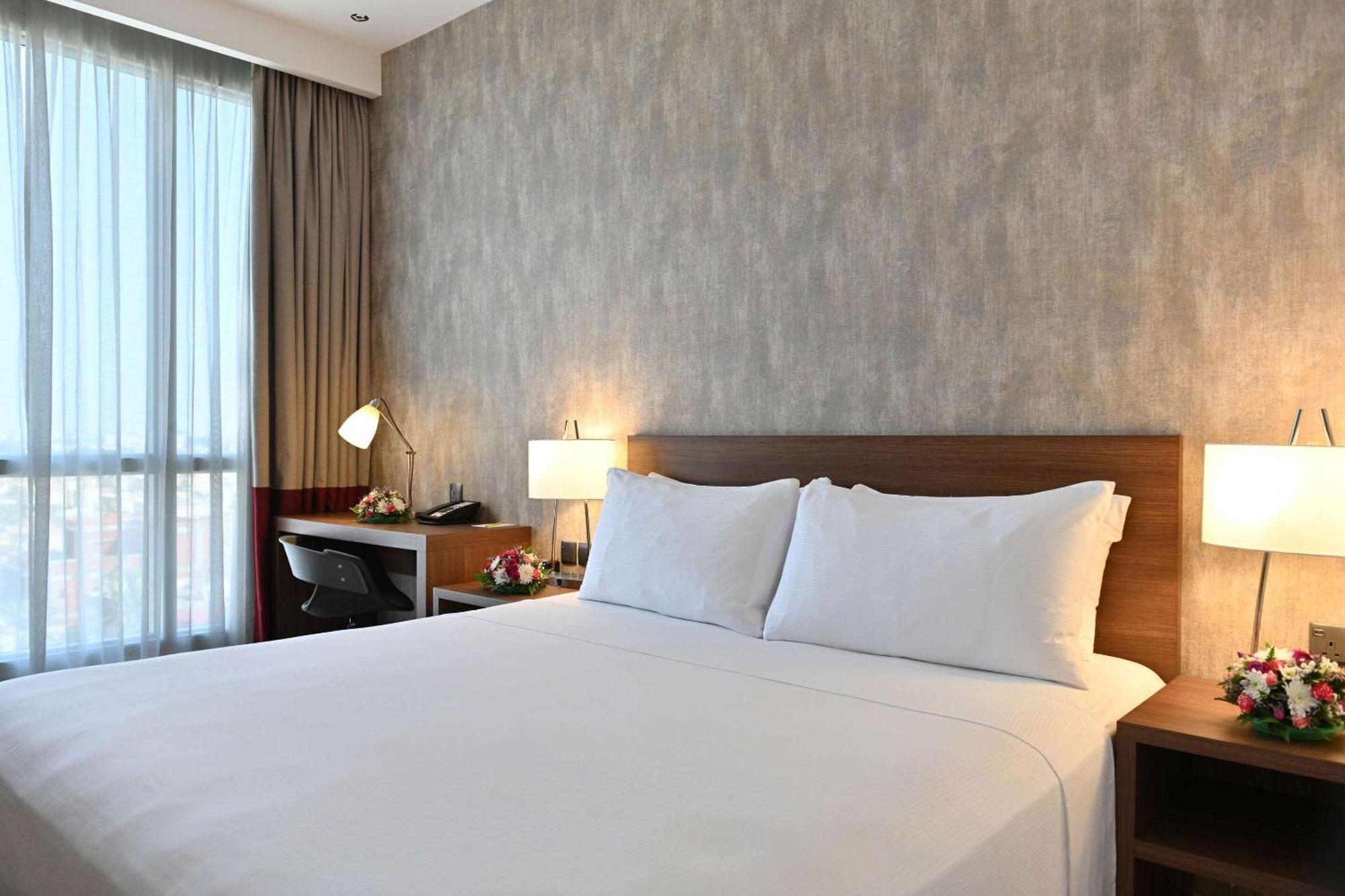 Comfort Hotel Jeddah King Road Eksteriør billede